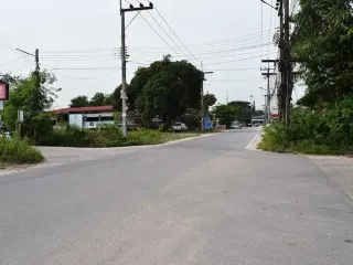 Golden Village Ban Chang
