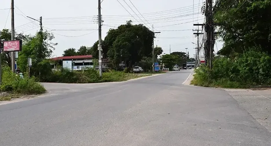 โกลเด้น วิลเลจ บ้านฉาง