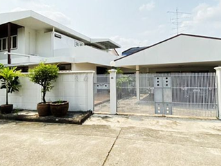 Laemthong Phatthanakan 28