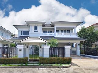 Ladawan Sathorn-Ratchapruek