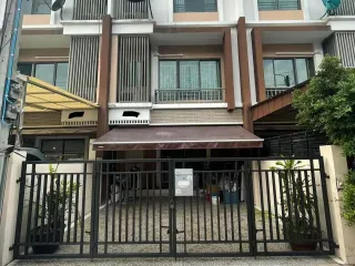 เดอะไพรเวท สุขุมวิท 77