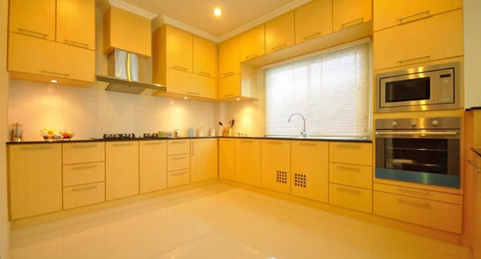 Baan Sinthanee 9