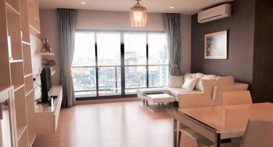 Urbano Absolute Sathon - Taksin
