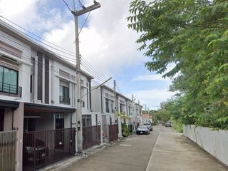 Patsorn Townhome