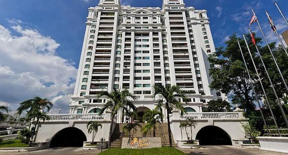 Royal Castle Pattanakarn