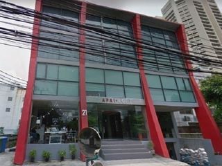 Premier 20 Apartment