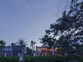 Villa frente a la playa de Samroiyod