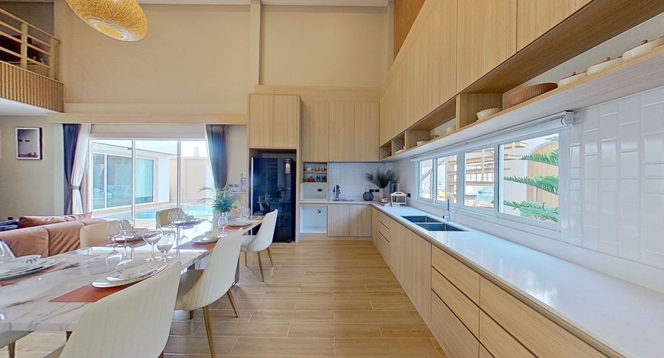 Narita Villa