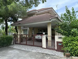 Haus Aphakon 1