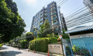 Thai D Deluxe Sukhumvit 34