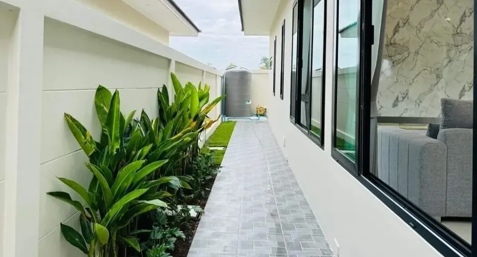 Garden Ville 8