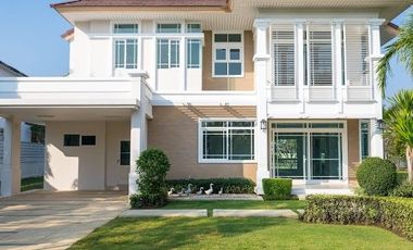 Chonlada Land and House Park 清迈