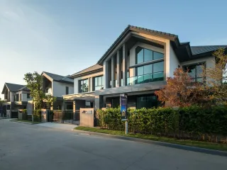 Bangkok Boulevard Rama 9