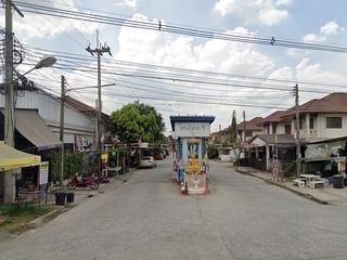 Baan Phonthisan 8