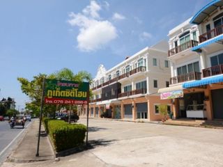 Phuket City Home