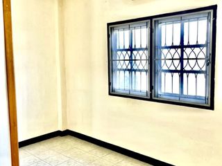 Sanphawut Townhouse