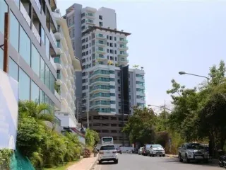 Аренда 2 спальни кондо в Банг Ламунг, Чонбури