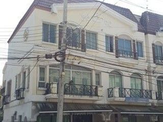 Baan Klang Muang The Paris Rama 9 - Ramkamhaeng