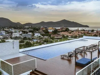 Sea Saran Condominium