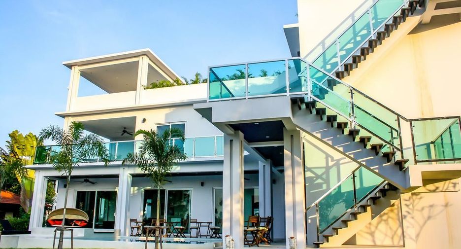 Greenview Villa Phoenix Golf Club Pattaya