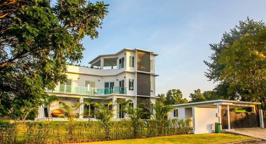 Greenview Villa Phoenix Golf Club Pattaya