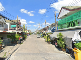 Baan Manorom 4