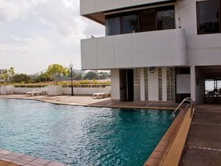 Juldis River Mansion