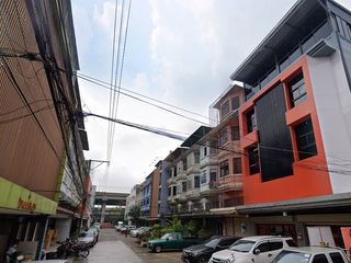 Bundit Home