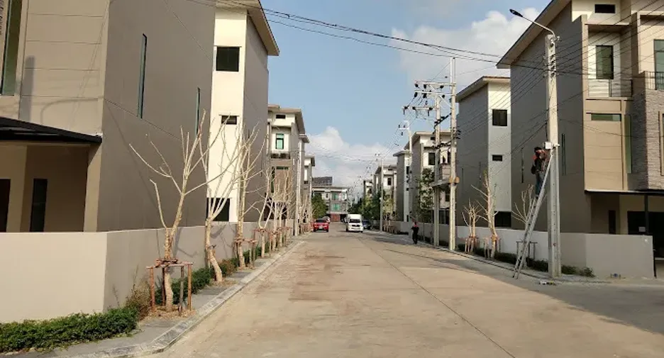 Baan Piam Suk Pinklao - Kanchanaphisek