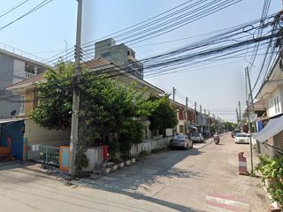 อมตะเพลส