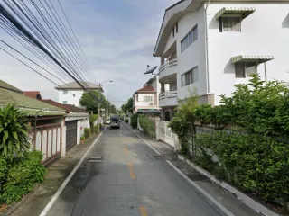 Moo Ban Thabkaew