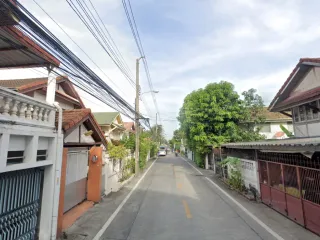 Moo Ban Thabkaew