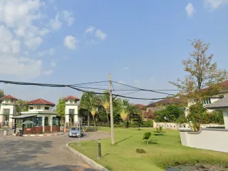 Ladaowan Lake Colonial