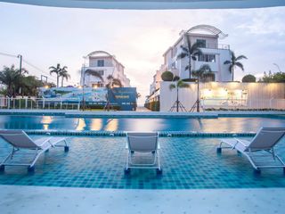 For rent 3 bedrooms condo in Bang Lamung, Chonburi