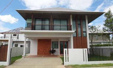 Villa Flora Chiangmai