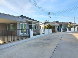 La Vallee Town 2 Hua Hin - Pranburi