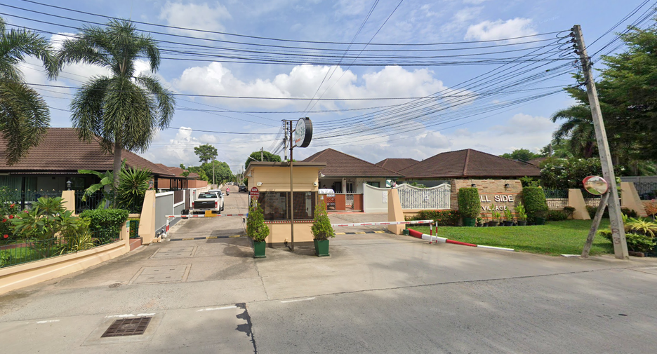 Hillside Village Condo in East Pattaya Hipflat