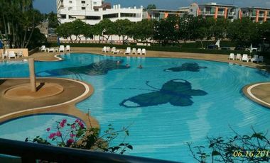 Frente a la playa, Condominio