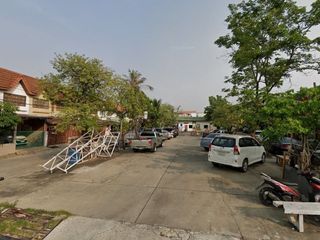 Charoenchai 4