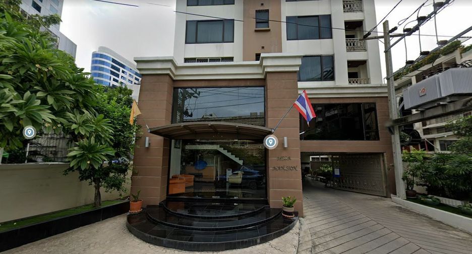 Mela Mansion