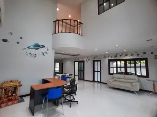 Saranchit 4