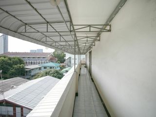 MRT Phetkasem 48 Place