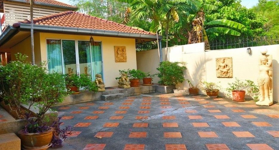 The Raintree Village