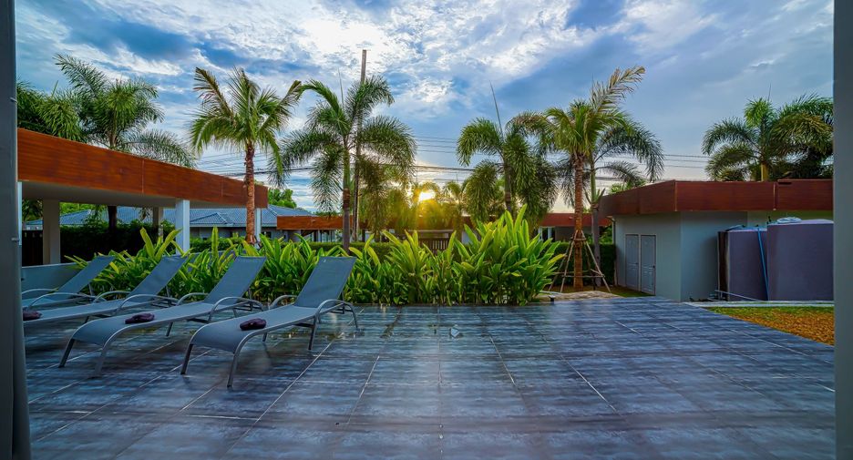 Lotus Villas and Resort Hua Hin