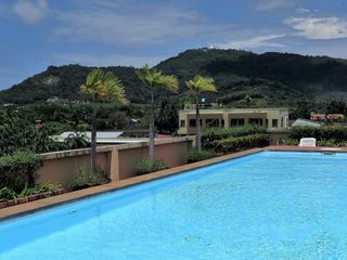 Chaofa West Suites