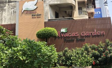 Evacus Garden Family House