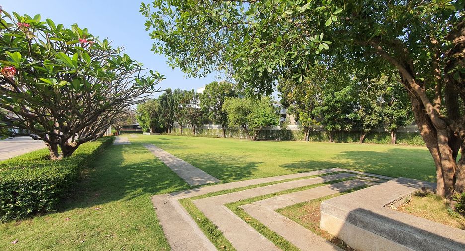 Pruksa Ville 57 Phatthanakan