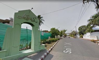 หมู่บ้านเพ็ญพร