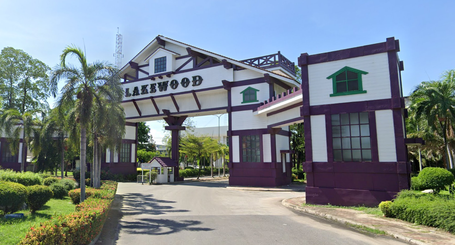 Lakewood Village