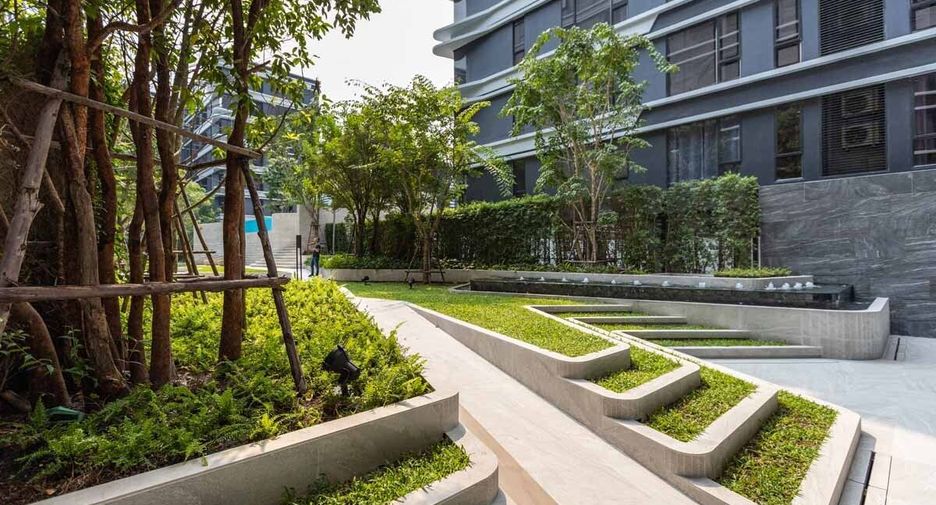 Ideo Mobi Sukhumvit 40